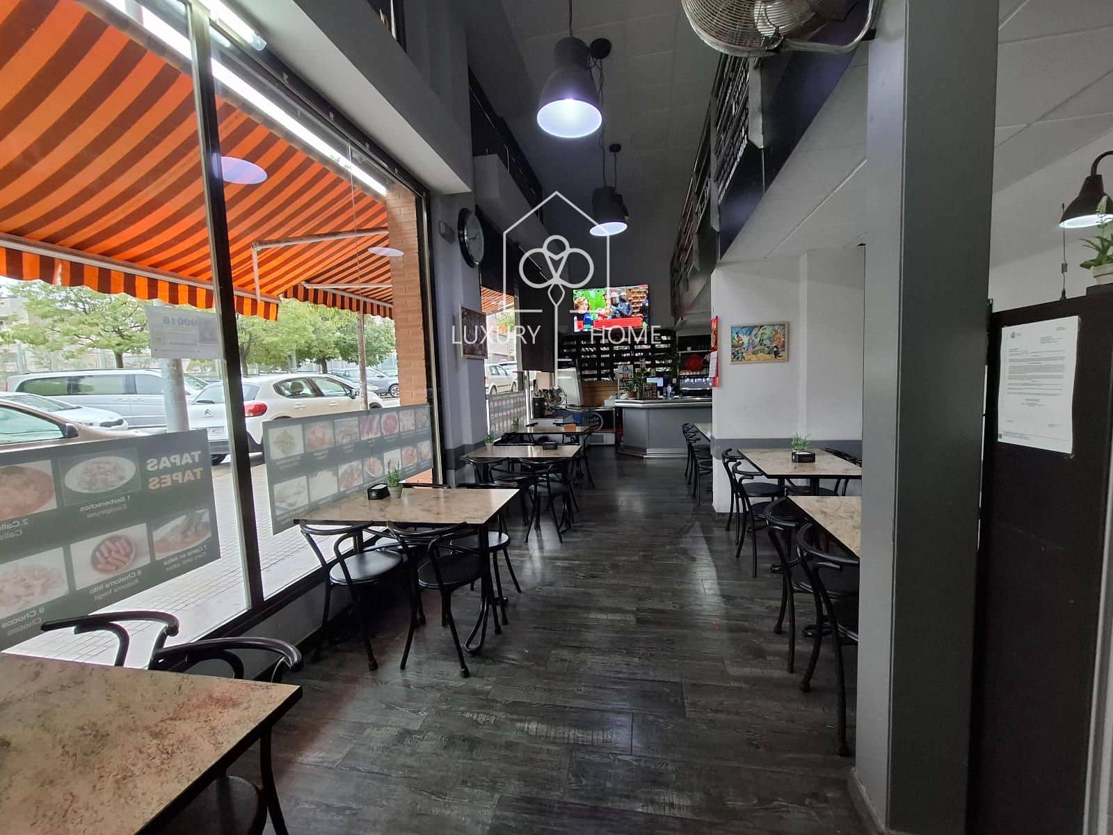Commercial for sale in Gava - € 395,000 (Ref: 10165599)