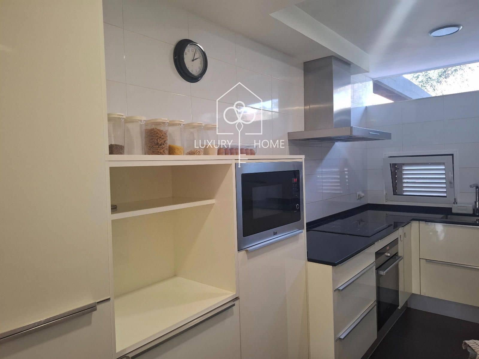 4 soverom Hus til salgs i Begues med svømmebasseng garasje - € 515 000 (Ref: 10173066)