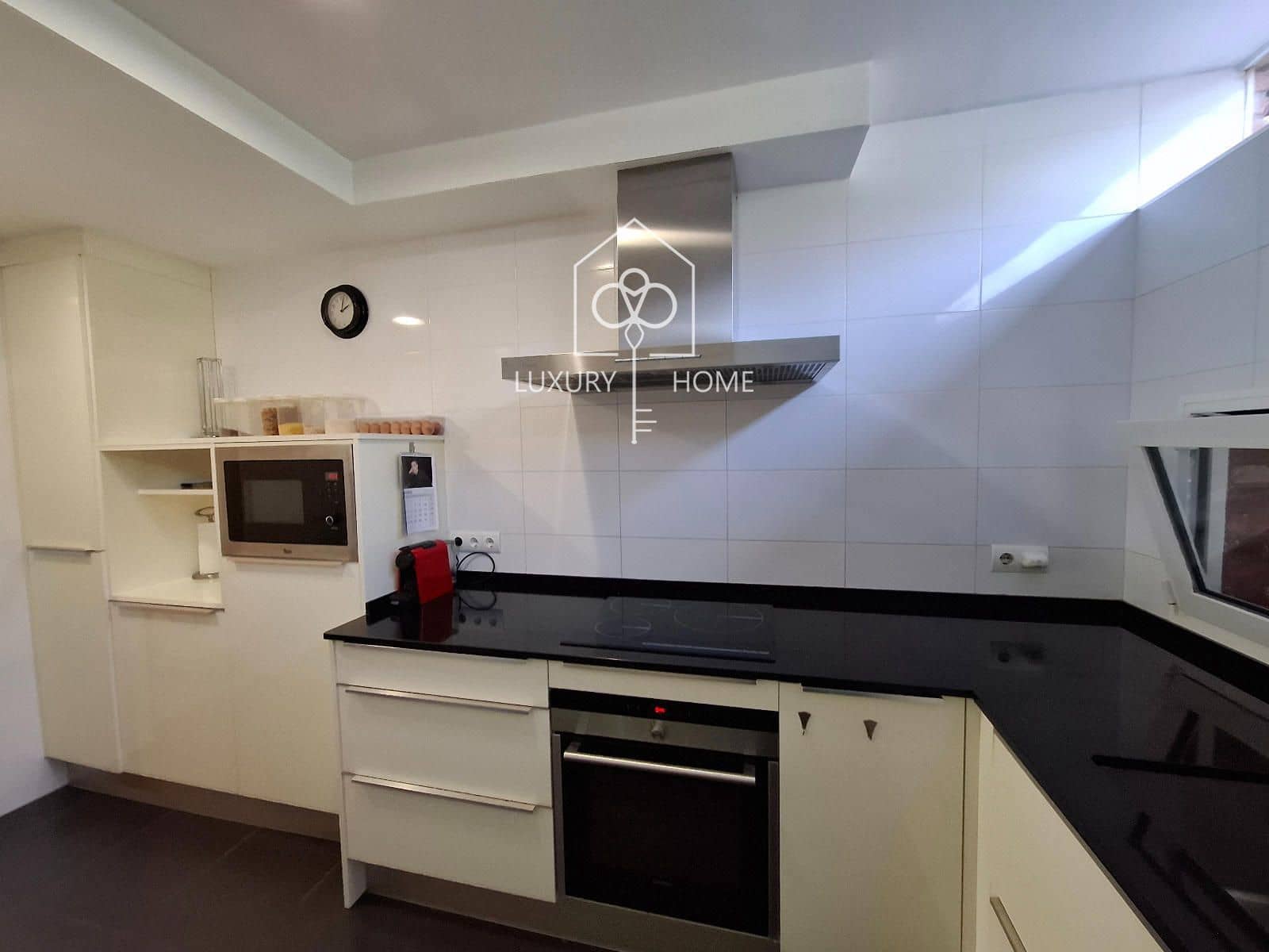 4 soverom Hus til salgs i Begues med svømmebasseng garasje - € 515 000 (Ref: 10173066)