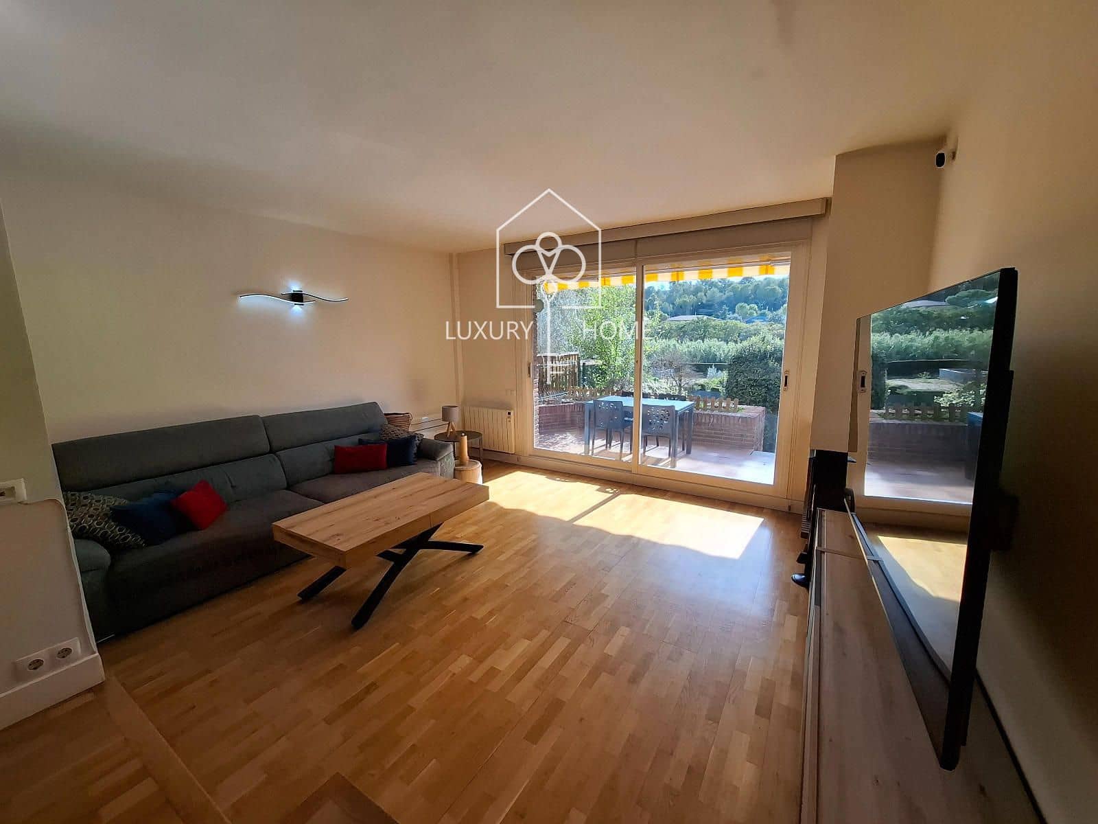 4 soverom Hus til salgs i Begues med svømmebasseng garasje - € 515 000 (Ref: 10173066)