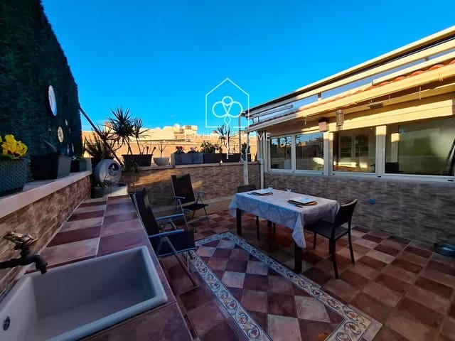 4 soverom Penthouse til salgs i L'Hospitalet de Llobregat med garasje - € 699 500 (Ref: 9483950)