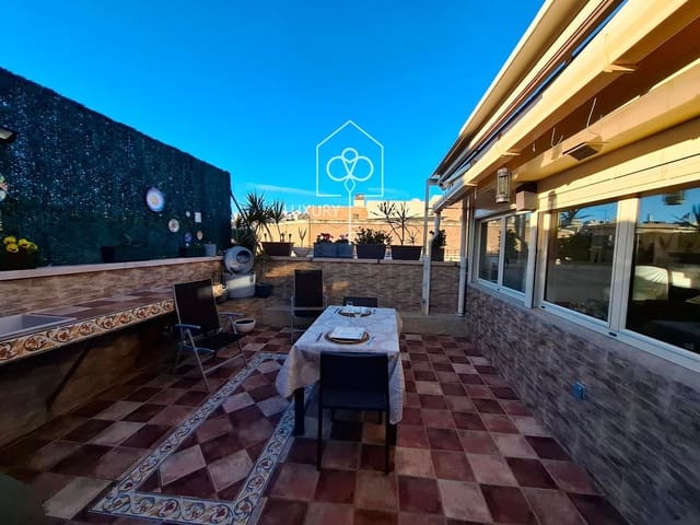 4 soverom Penthouse til salgs i L'Hospitalet de Llobregat med garasje - € 699 500 (Ref: 9483950)