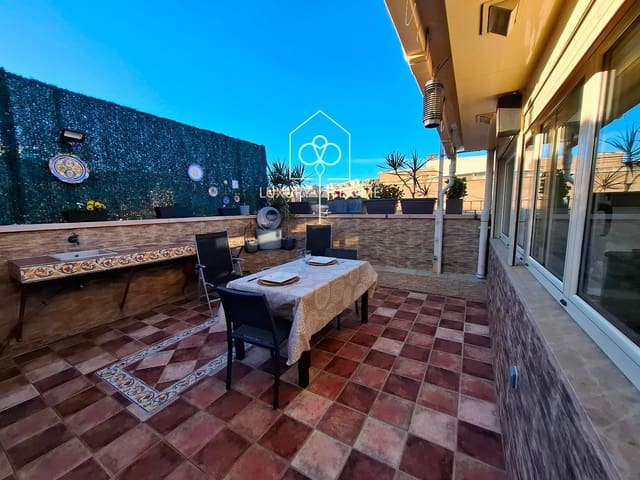 4 soverom Penthouse til salgs i L'Hospitalet de Llobregat med garasje - € 699 500 (Ref: 9483950)