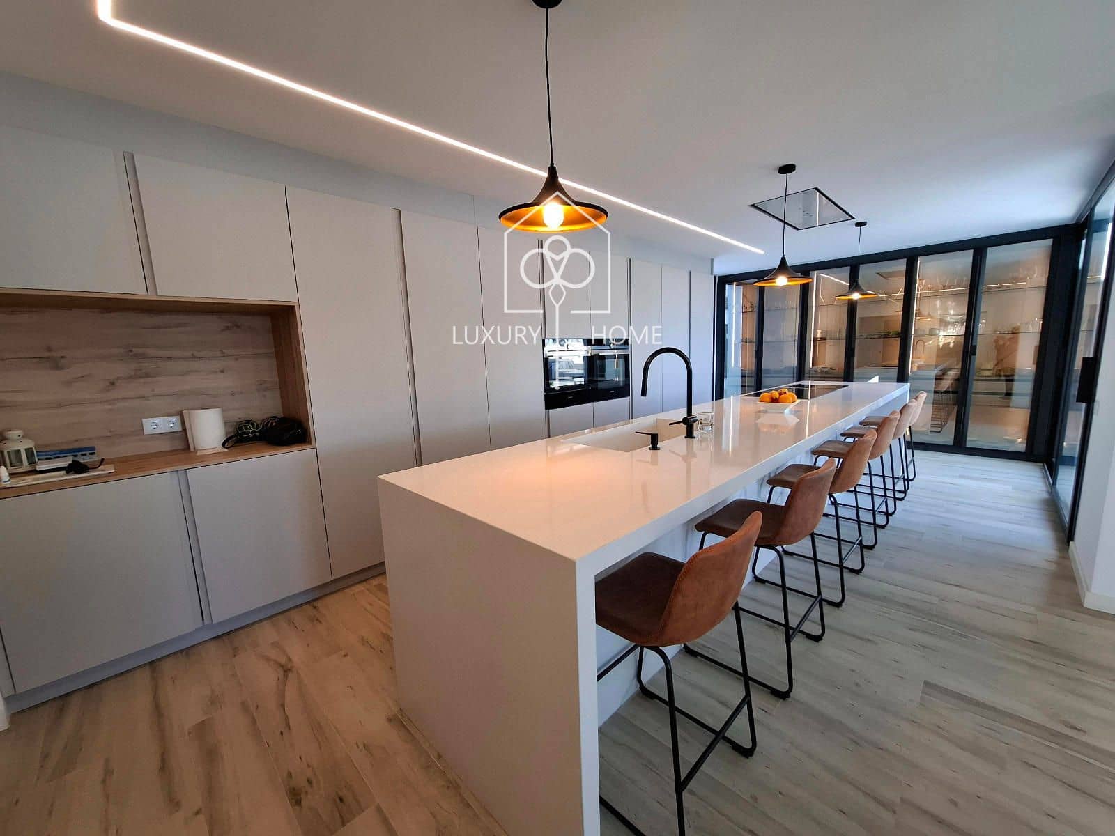 Chalet de 8 habitaciones en Sant Andreu de Llavaneres en venta con piscina - 2.475.000 € (Ref: 9483951)