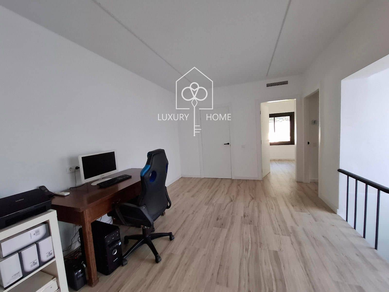 Chalet de 8 habitaciones en Sant Andreu de Llavaneres en venta con piscina - 2.475.000 € (Ref: 9483951)