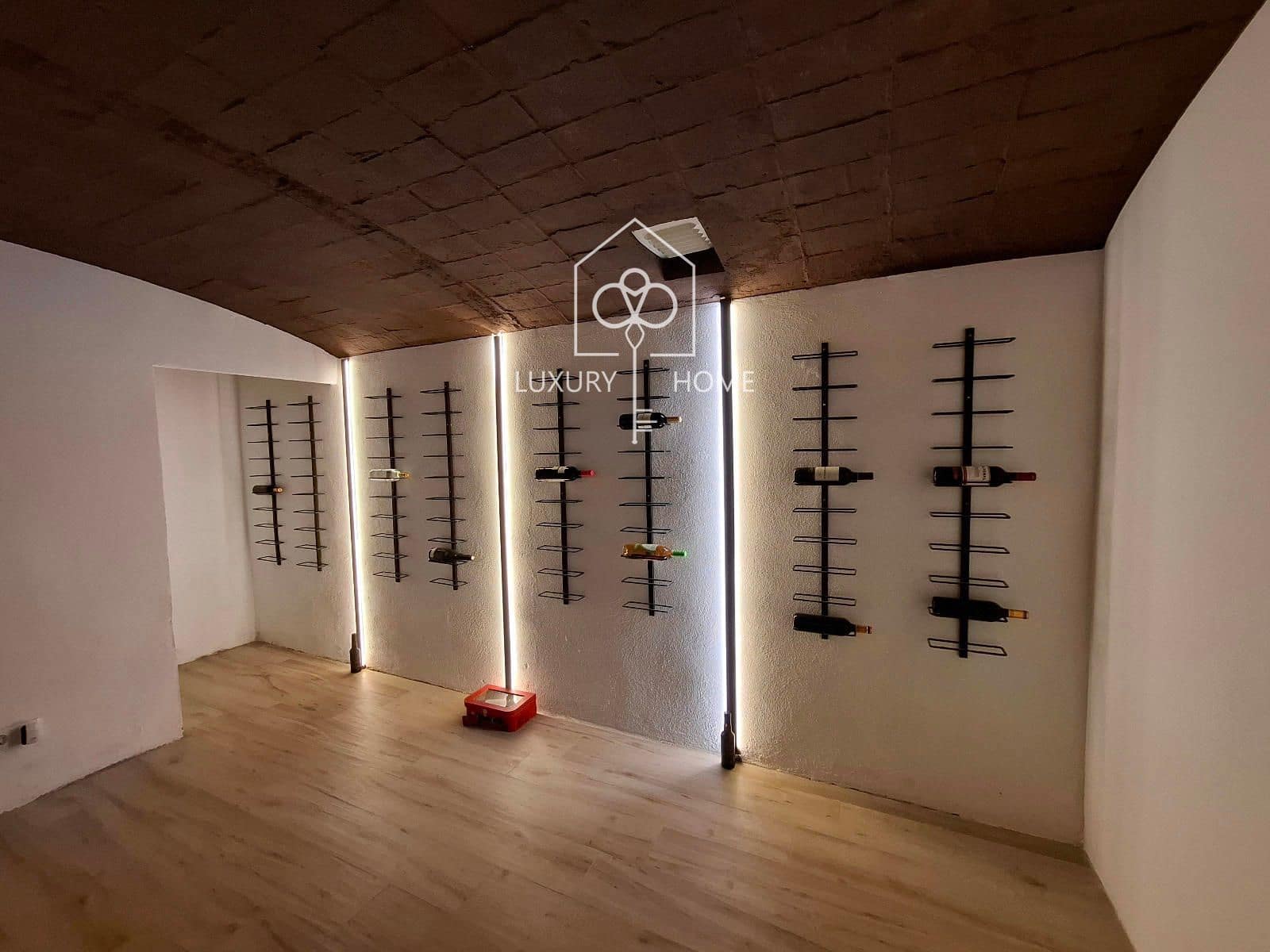 Chalet de 8 habitaciones en Sant Andreu de Llavaneres en venta con piscina - 2.475.000 € (Ref: 9483951)