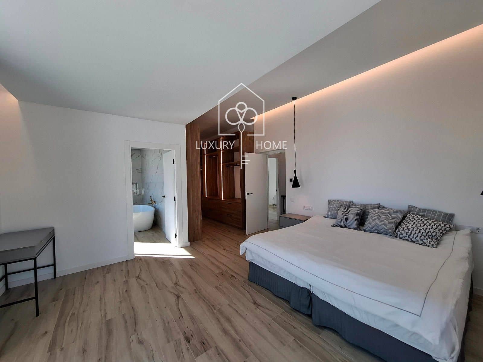 Chalet de 8 habitaciones en Sant Andreu de Llavaneres en venta con piscina - 2.475.000 € (Ref: 9483951)
