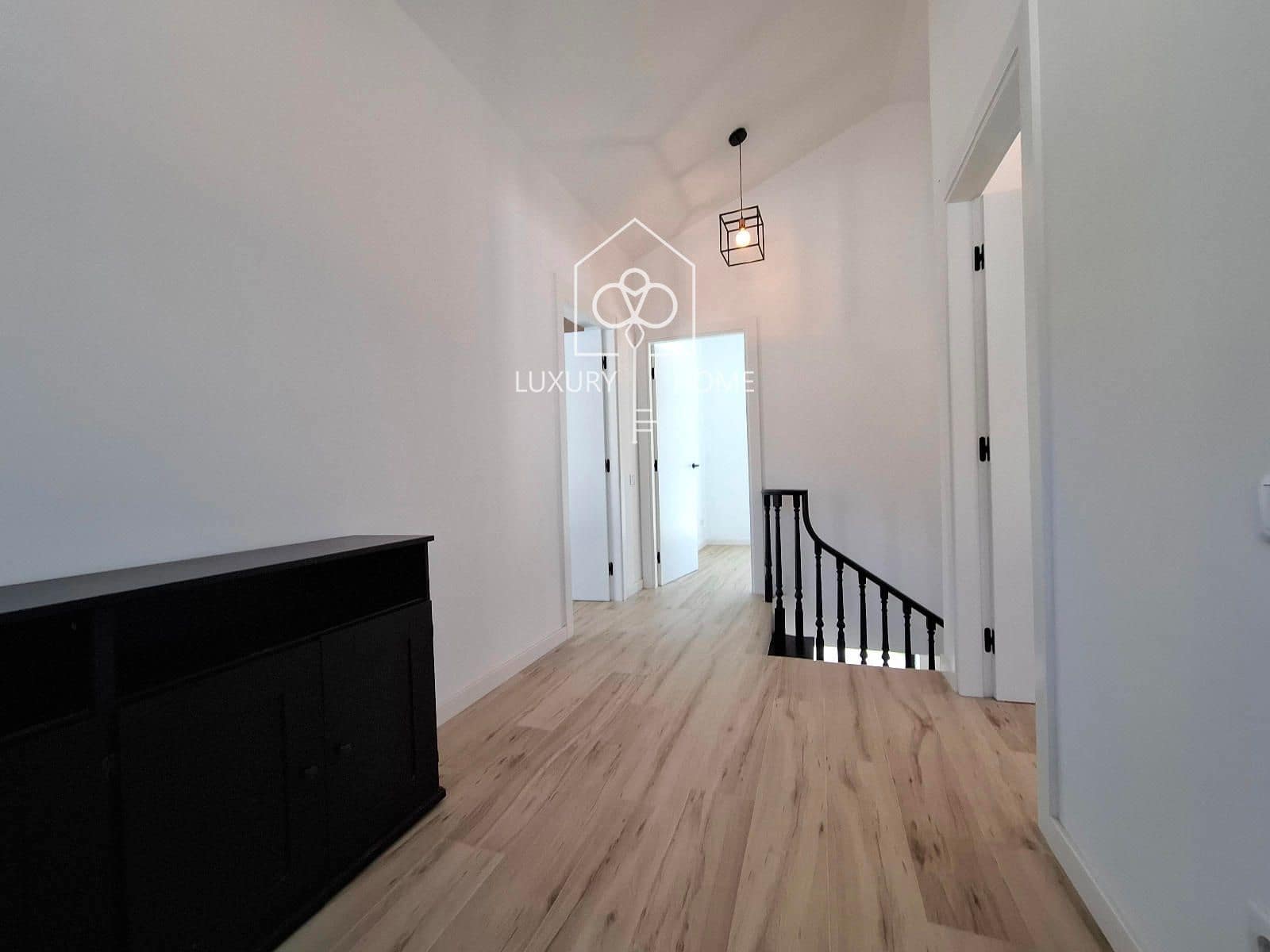 Chalet de 8 habitaciones en Sant Andreu de Llavaneres en venta con piscina - 2.475.000 € (Ref: 9483951)