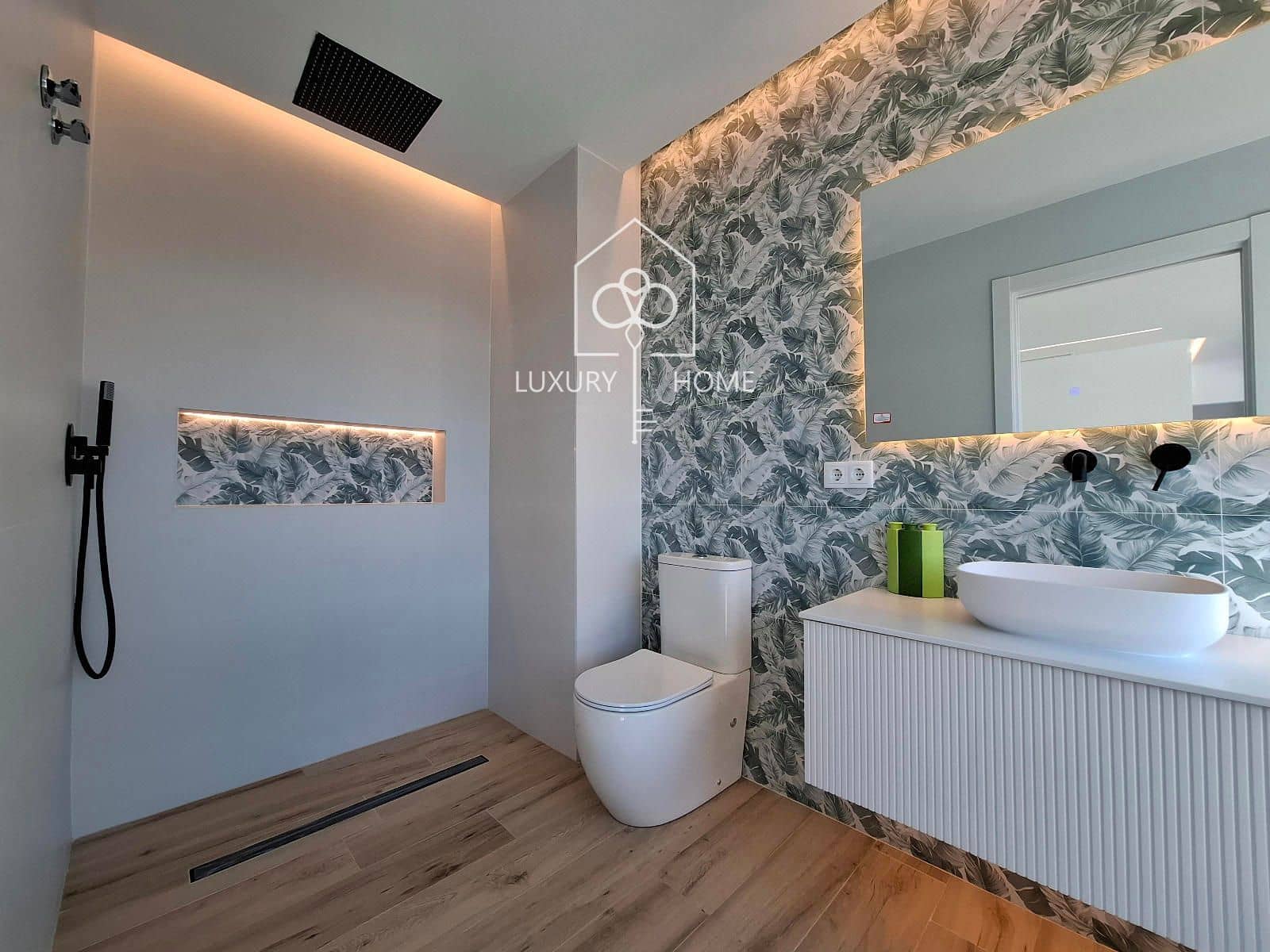 Chalet de 8 habitaciones en Sant Andreu de Llavaneres en venta con piscina - 2.475.000 € (Ref: 9483951)