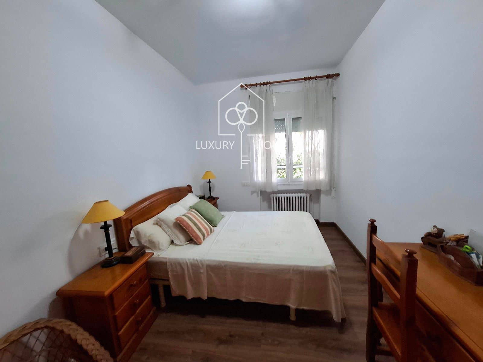 4 bedroom Villa for sale in Begues with pool garage - € 620,000 (Ref: 9483952)