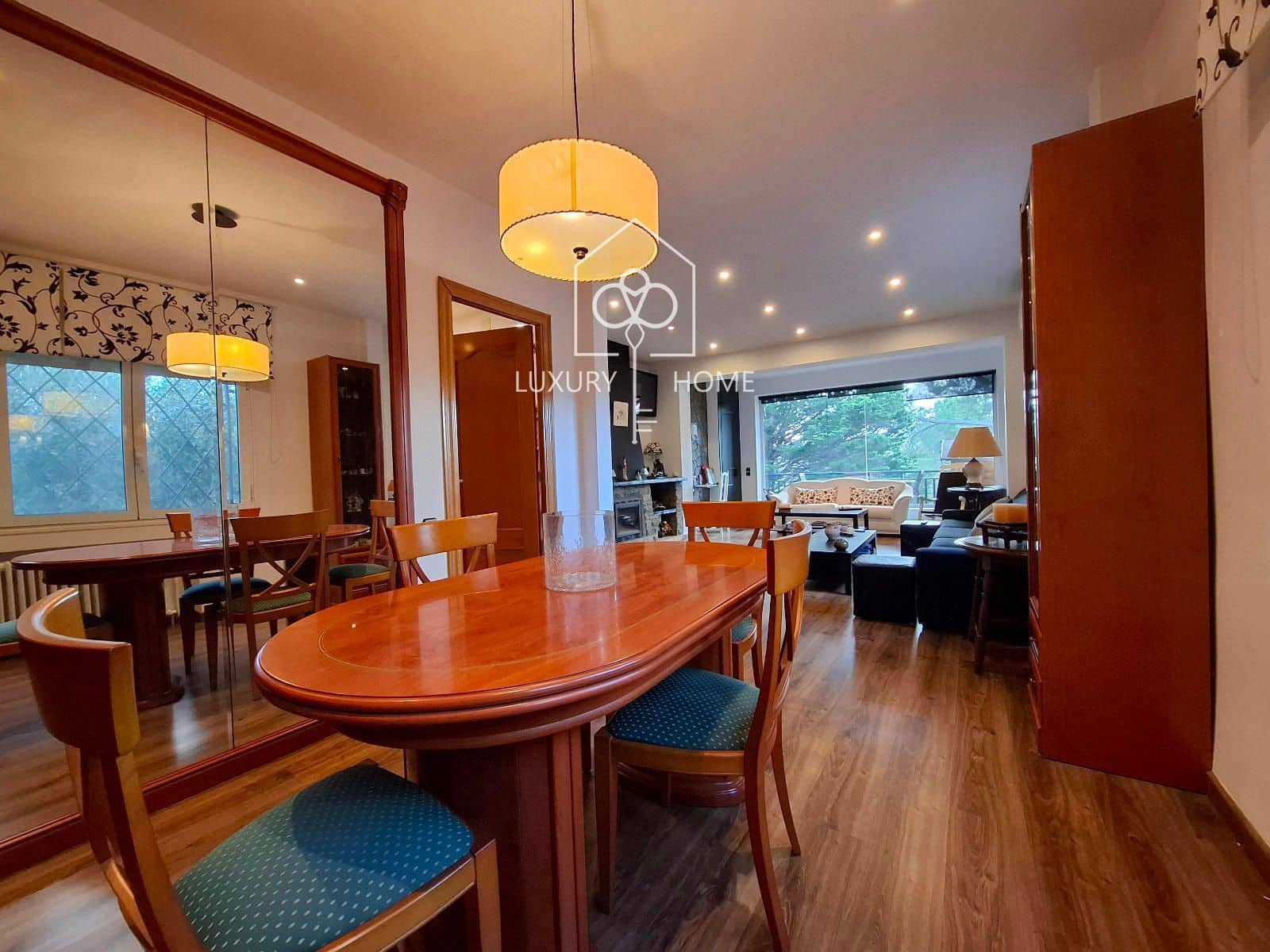 4 bedroom Villa for sale in Begues with pool garage - € 620,000 (Ref: 9483952)