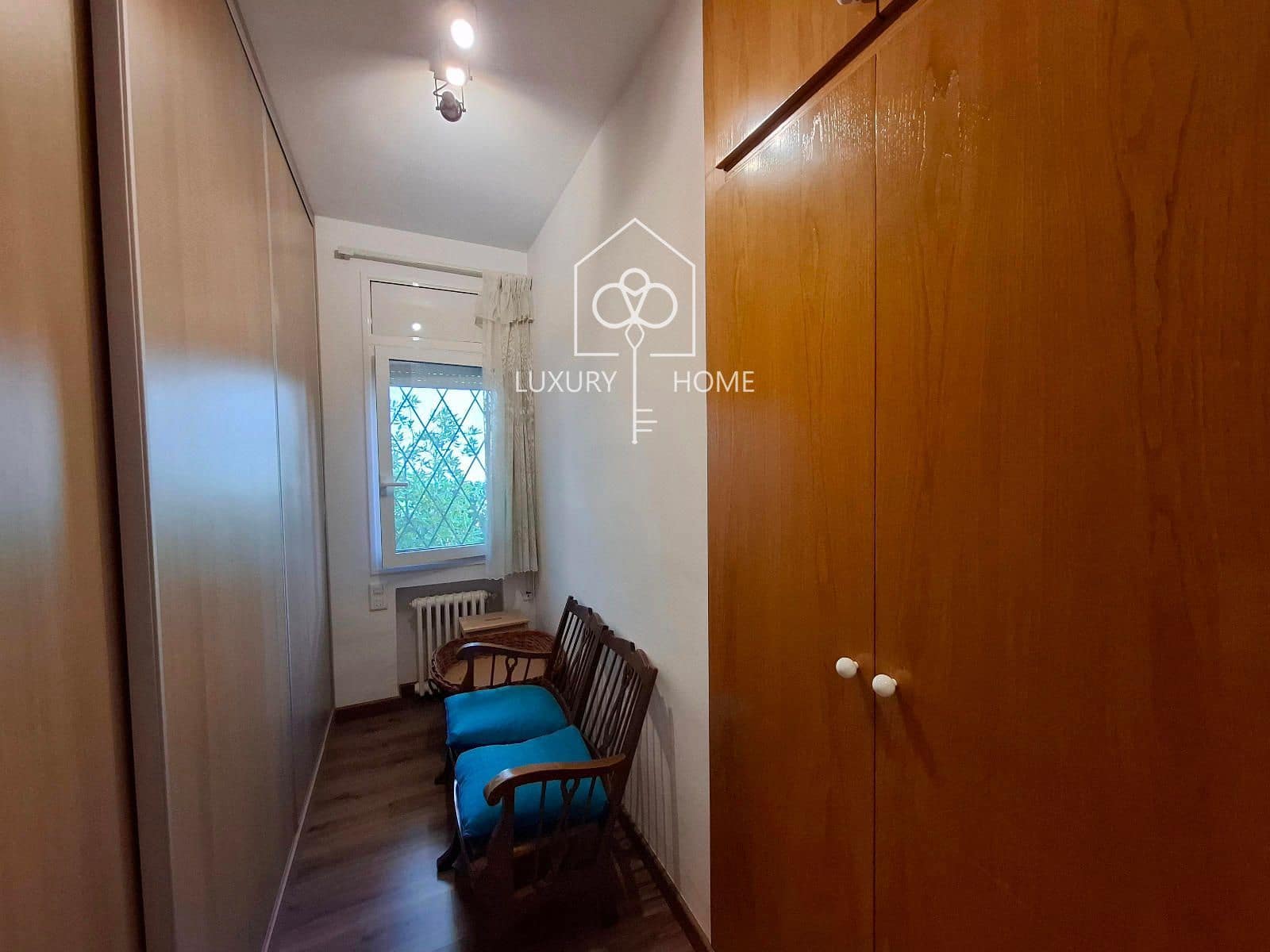 4 bedroom Villa for sale in Begues with pool garage - € 620,000 (Ref: 9483952)