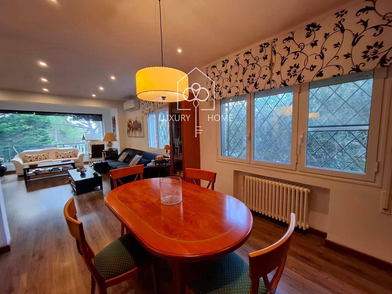 4 bedroom Villa for sale in Begues with pool garage - € 620,000 (Ref: 9483952)