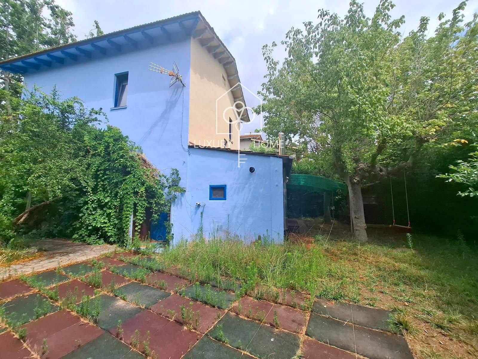 5 bedroom Villa for sale in Begues with garage - € 575,000 (Ref: 9483953)