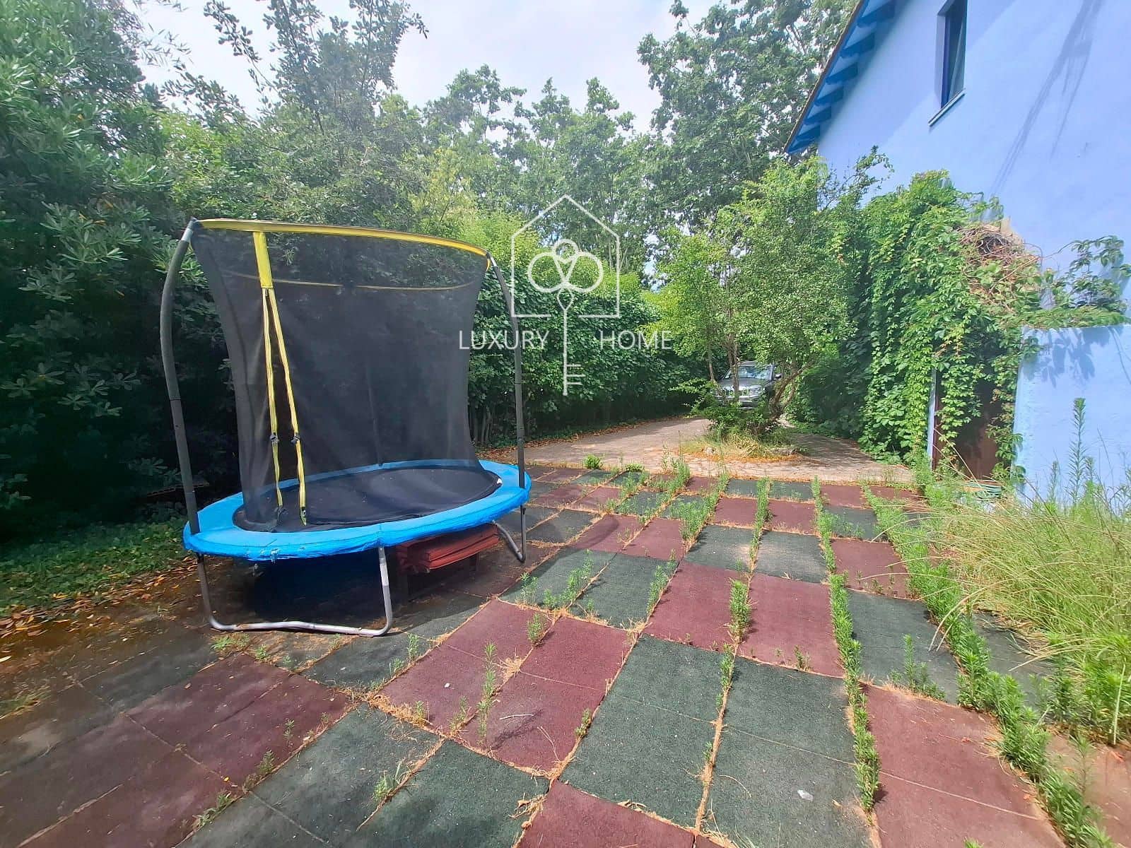 5 bedroom Villa for sale in Begues with garage - € 575,000 (Ref: 9483953)