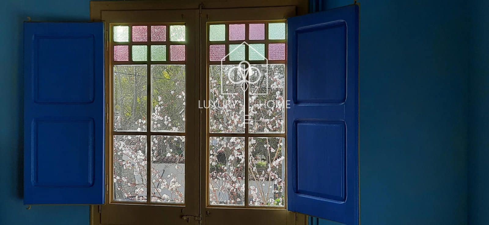 5 bedroom Villa for sale in Begues with garage - € 575,000 (Ref: 9483953)