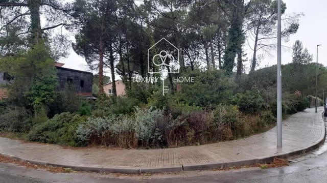 Terreno para Construção para venda em Begues - 142 000 € (Ref: 9483955)