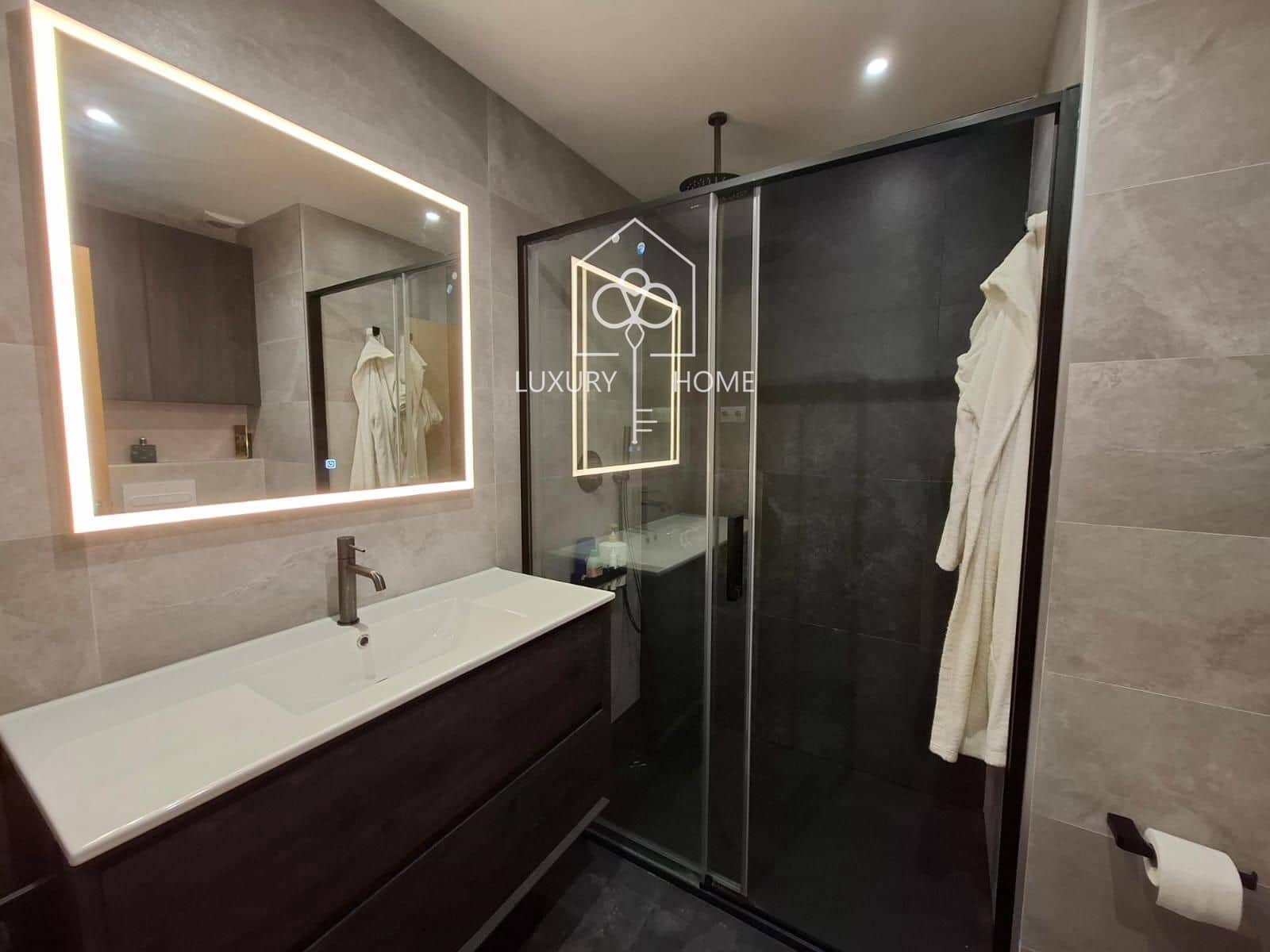 4 bedroom Villa for sale in Begues with garage - € 775,000 (Ref: 9483957)