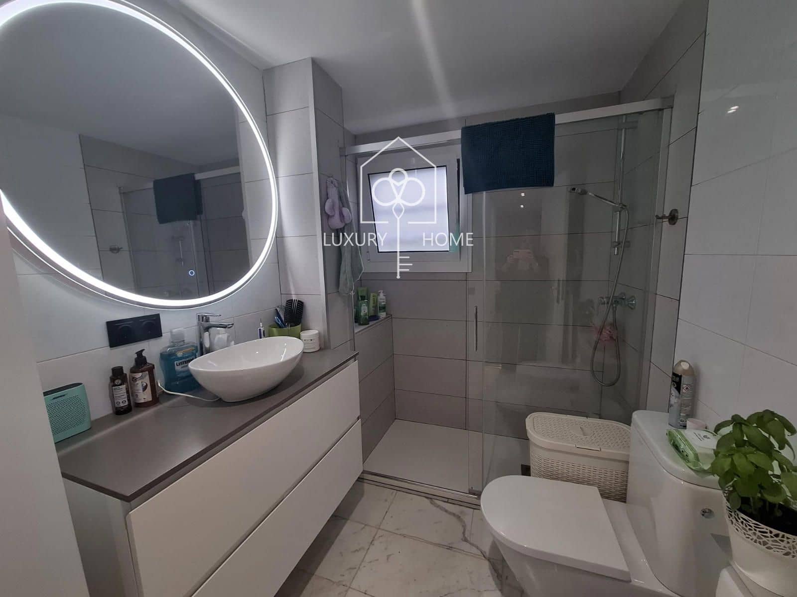 4 bedroom Villa for sale in Begues with garage - € 775,000 (Ref: 9483957)