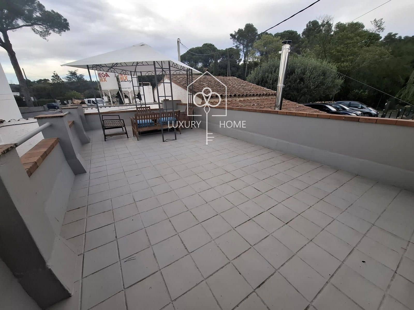 4 bedroom Villa for sale in Begues with garage - € 775,000 (Ref: 9483957)