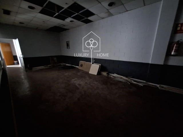 Erhverv til leje i Begues - € 1.550 (Ref: 9483958)