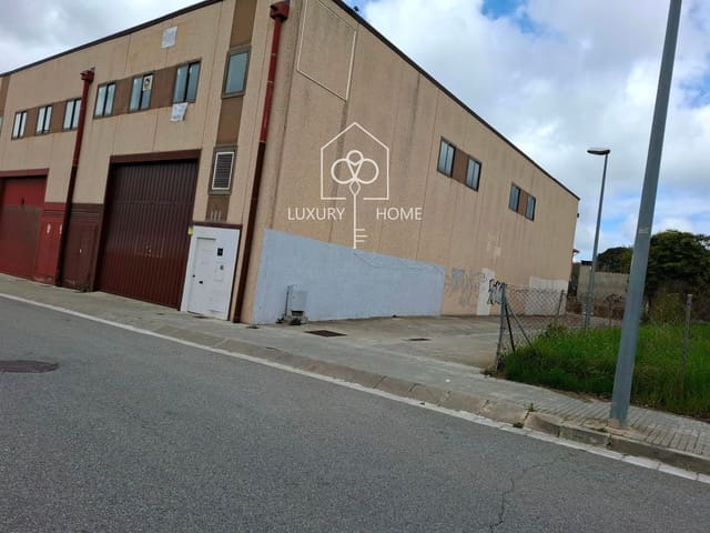 Erhverv til leje i Begues - € 1.550 (Ref: 9483958)