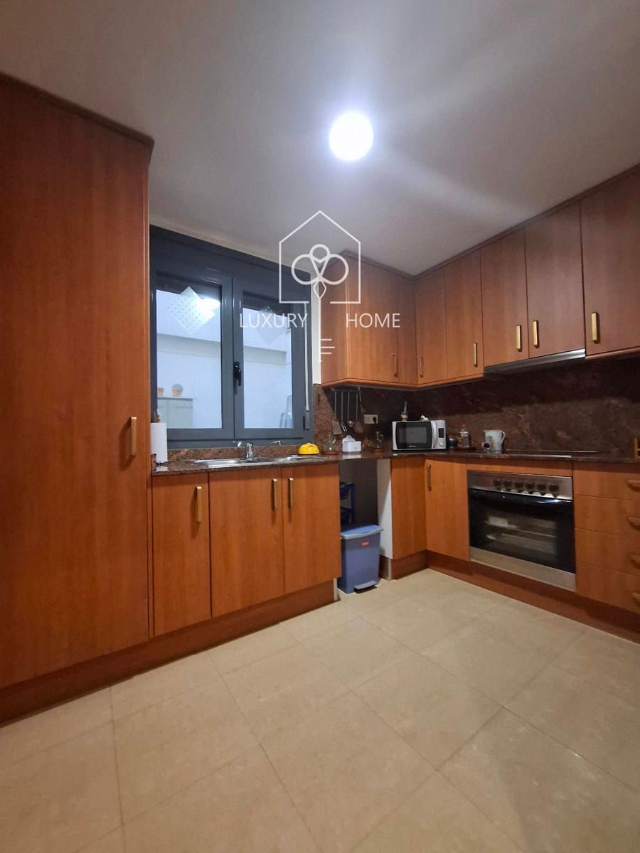 3 soveværelse Lejlighed til salg i Begues med garage - € 350.000 (Ref: 9483959)