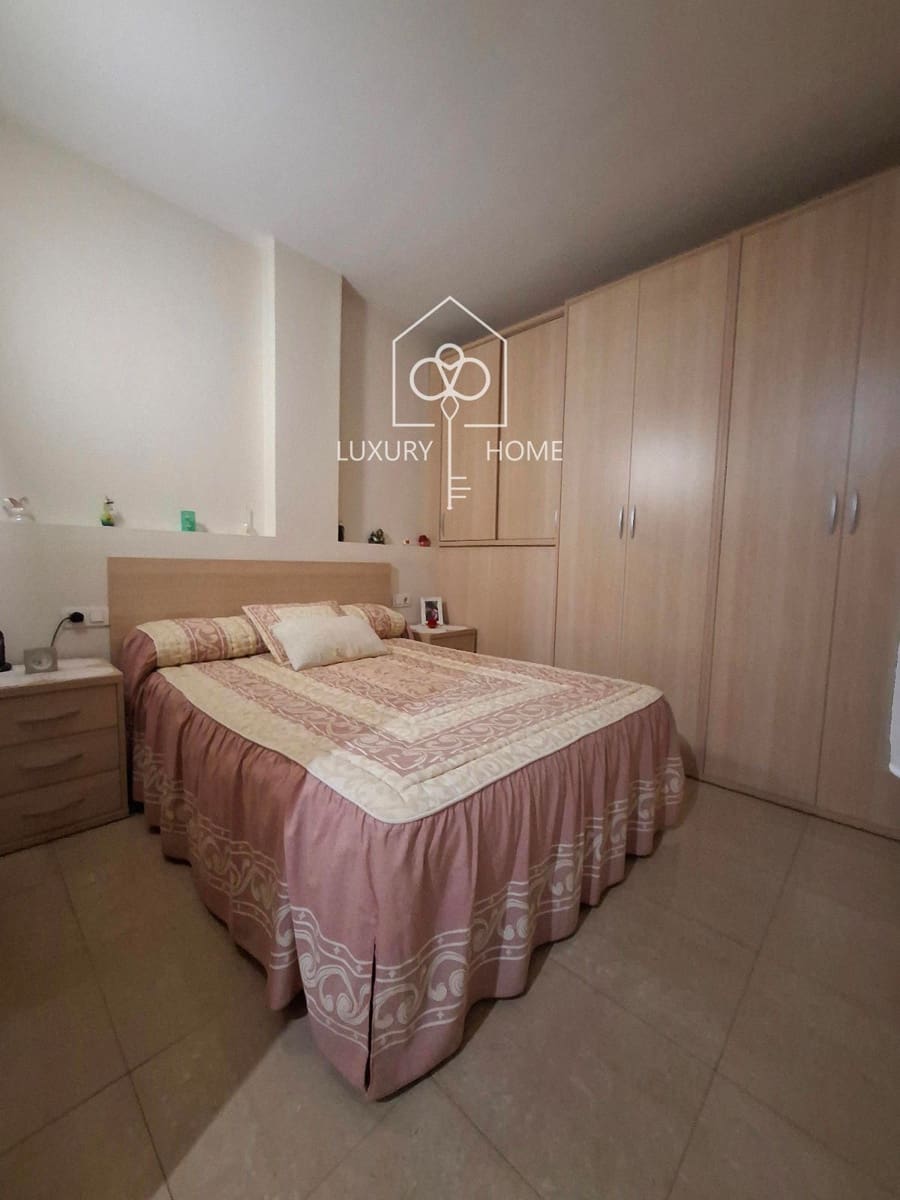 3 soveværelse Lejlighed til salg i Begues med garage - € 350.000 (Ref: 9483959)