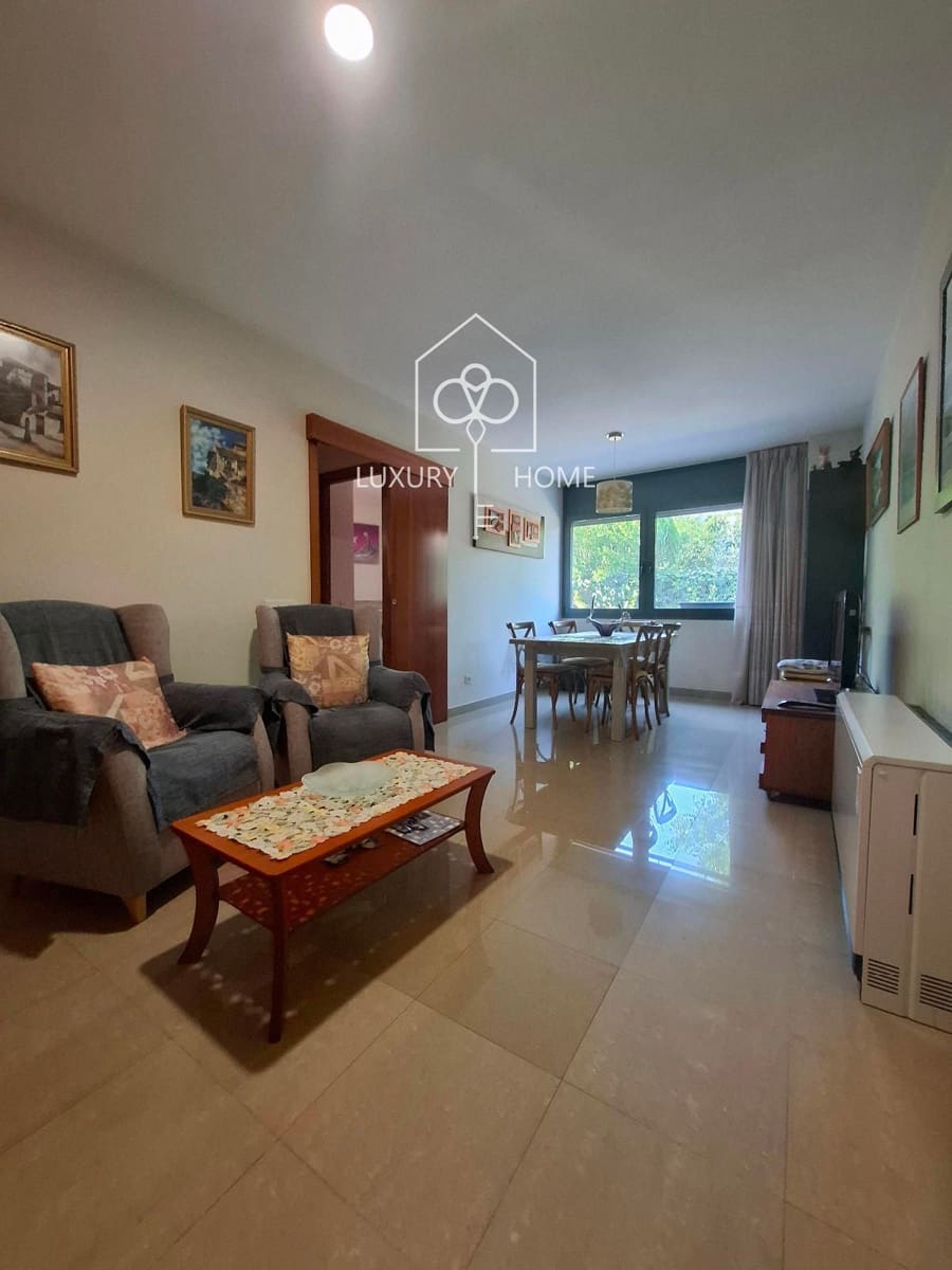 3 soveværelse Lejlighed til salg i Begues med garage - € 350.000 (Ref: 9483959)