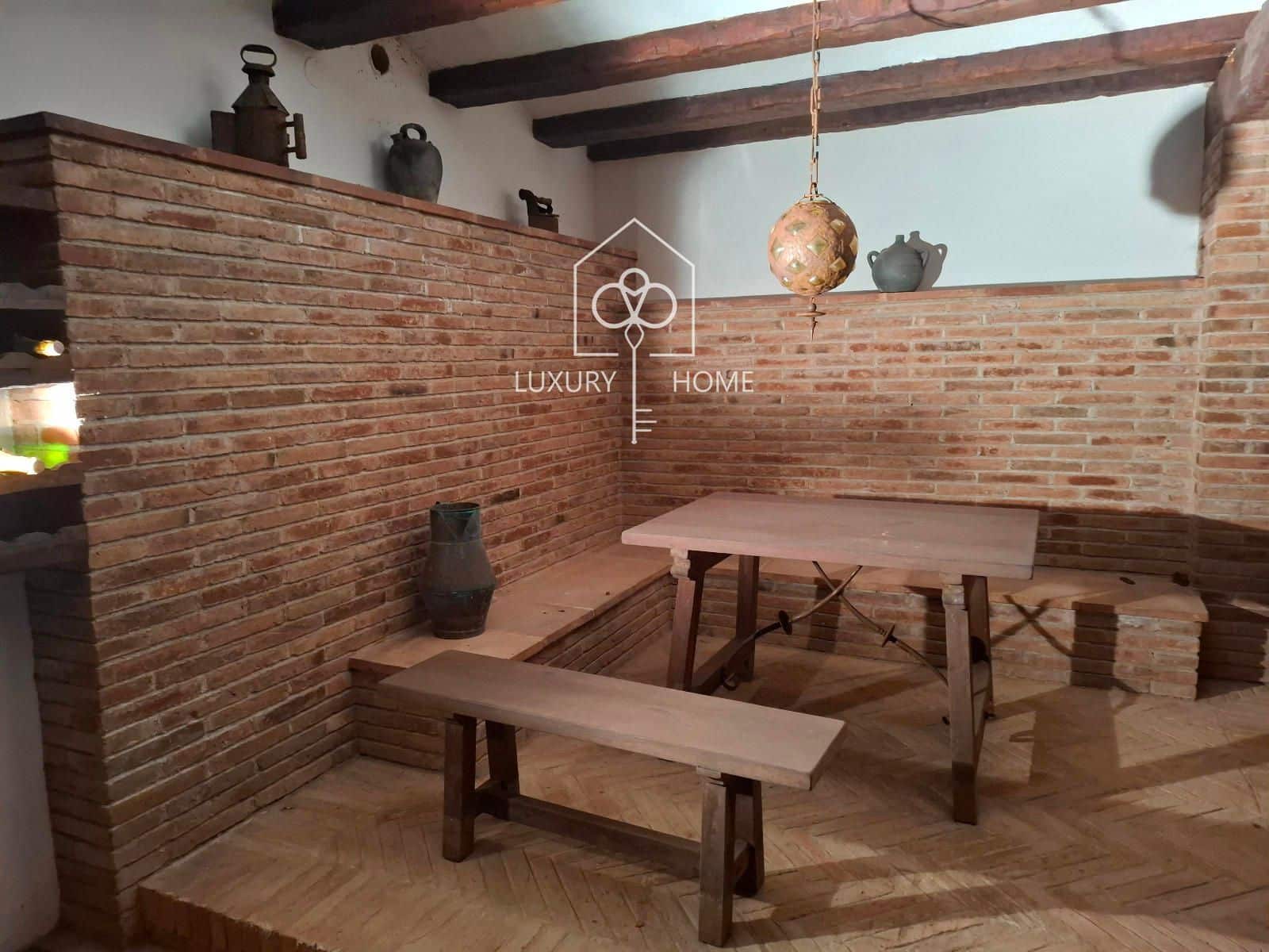 9 bedroom Villa for sale in Begues with pool garage - € 1,300,000 (Ref: 9483960)