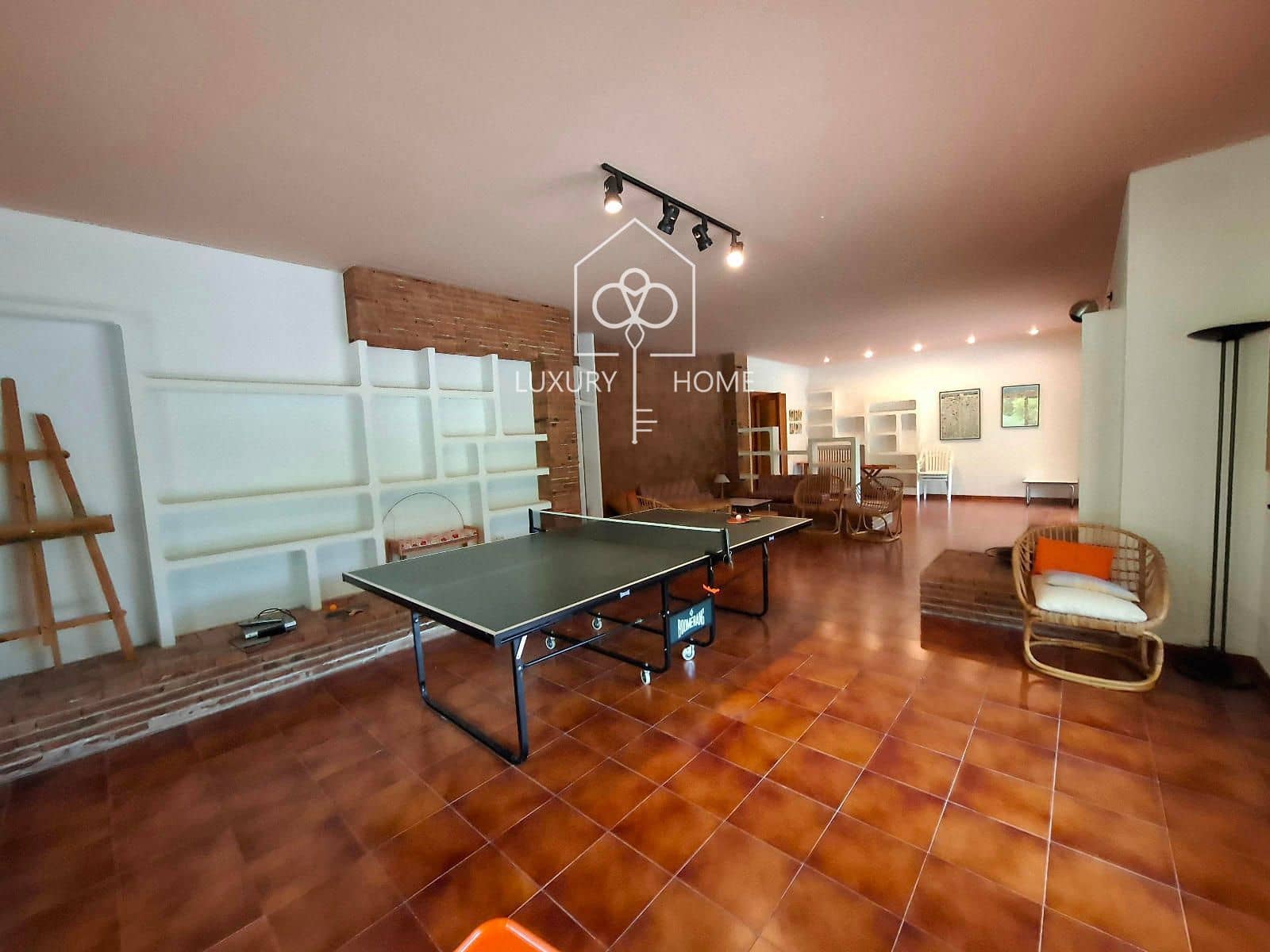 9 bedroom Villa for sale in Begues with pool garage - € 1,300,000 (Ref: 9483960)