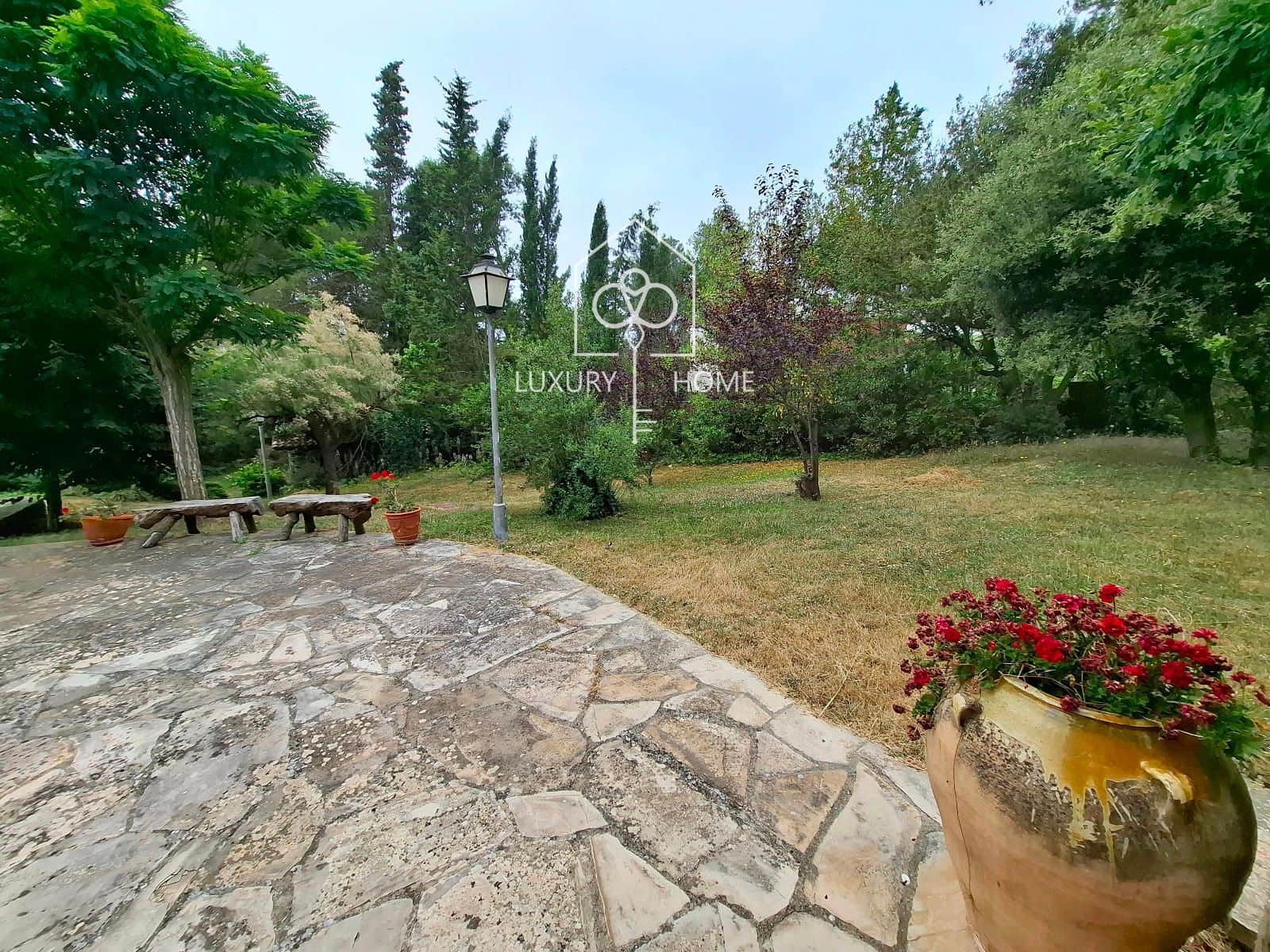 9 bedroom Villa for sale in Begues with pool garage - € 1,300,000 (Ref: 9483960)