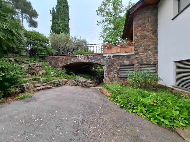 9 bedroom Villa for sale in Begues with pool garage - € 1,300,000 (Ref: 9483960)