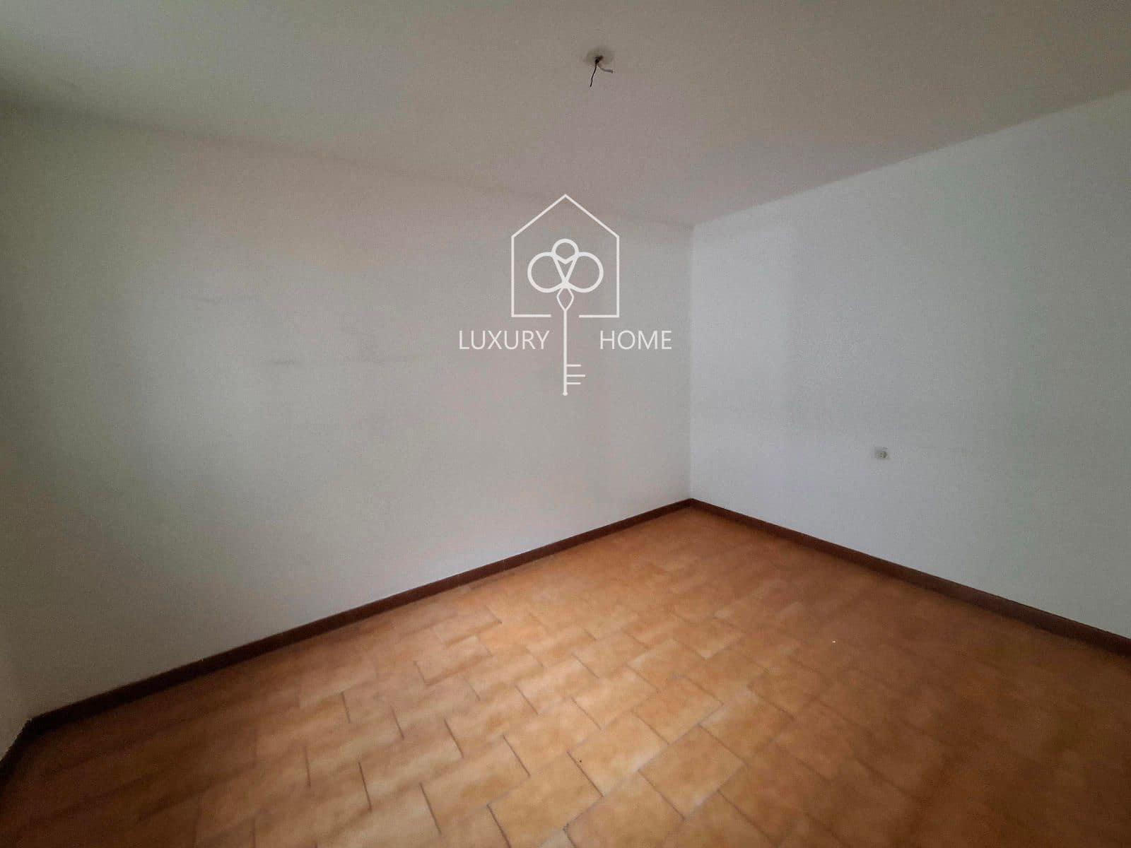 3 bedroom Villa for sale in Begues - € 350,000 (Ref: 9483961)