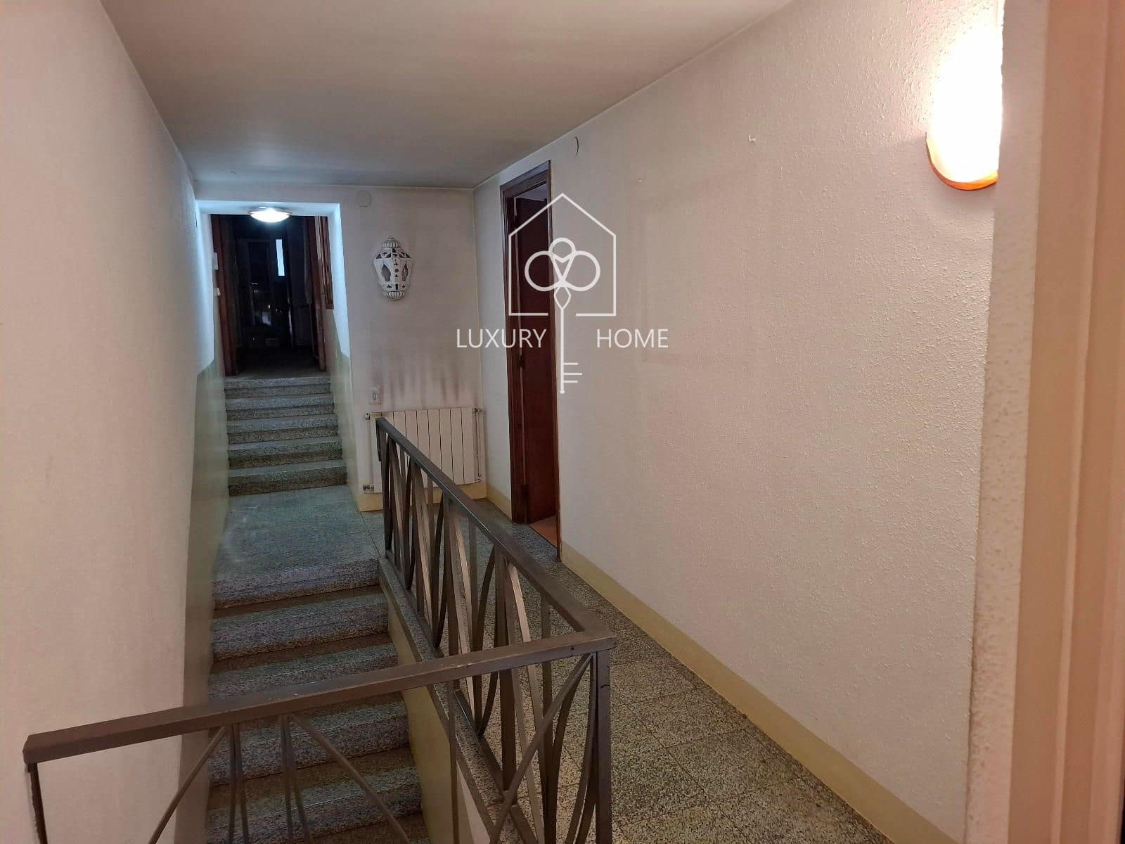 3 bedroom Villa for sale in Begues - € 350,000 (Ref: 9483961)