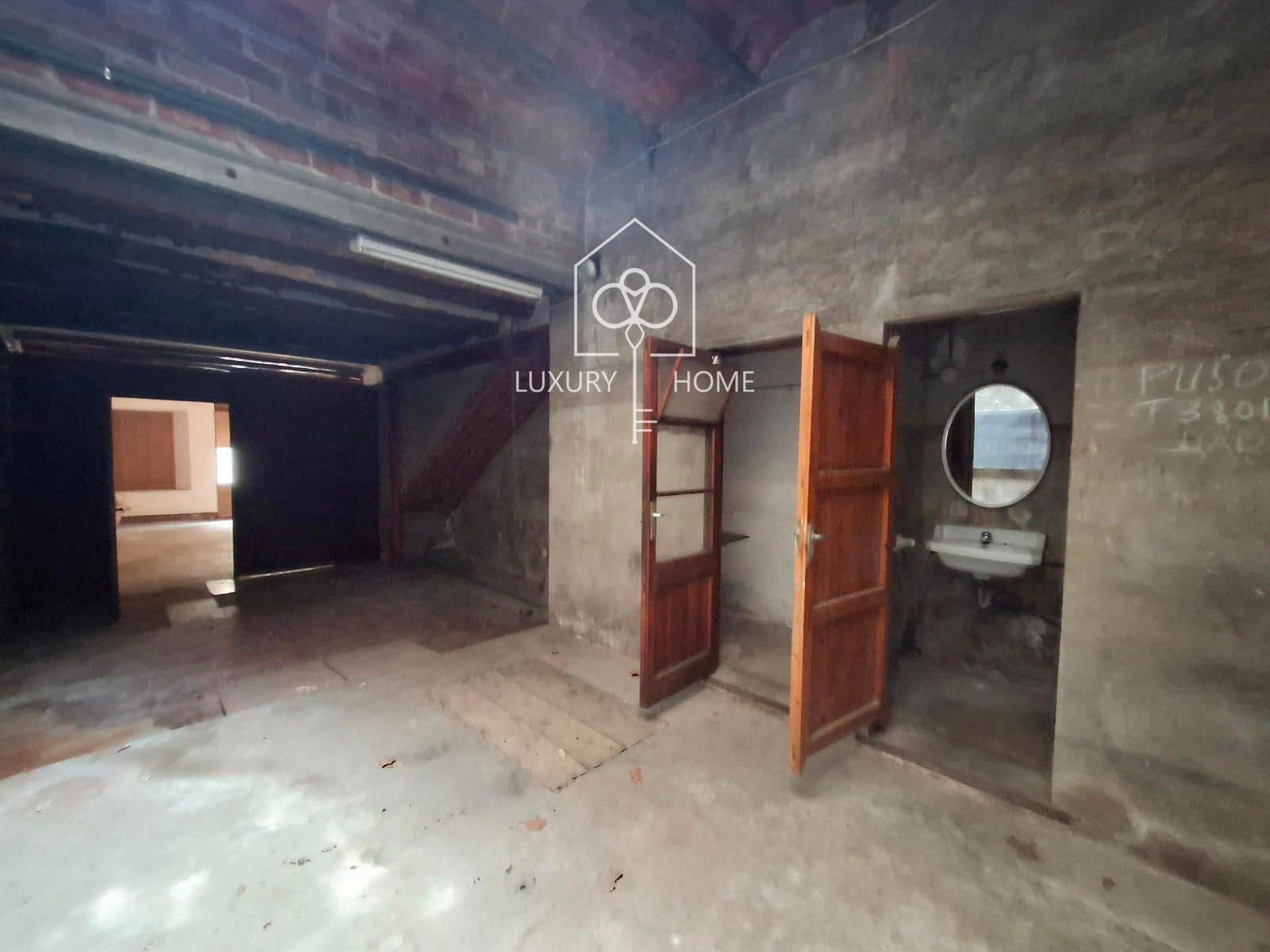 3 bedroom Villa for sale in Begues - € 350,000 (Ref: 9483961)