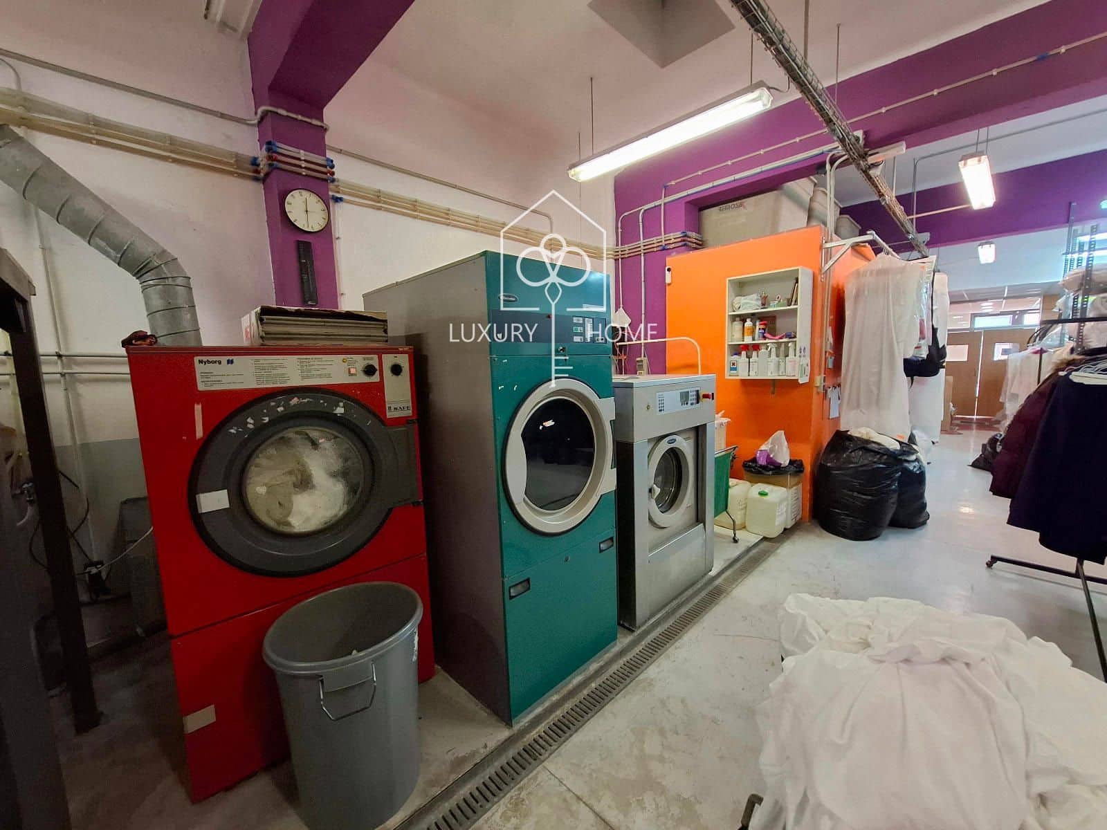 Komercyjne na sprzedaż w Valls - 415 000 € (Ref: 9483963)