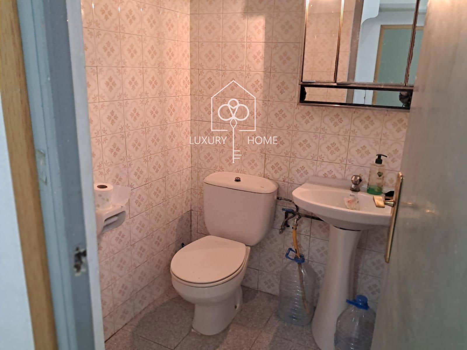 Commercial for sale in Viladecans - € 159,000 (Ref: 9483966)