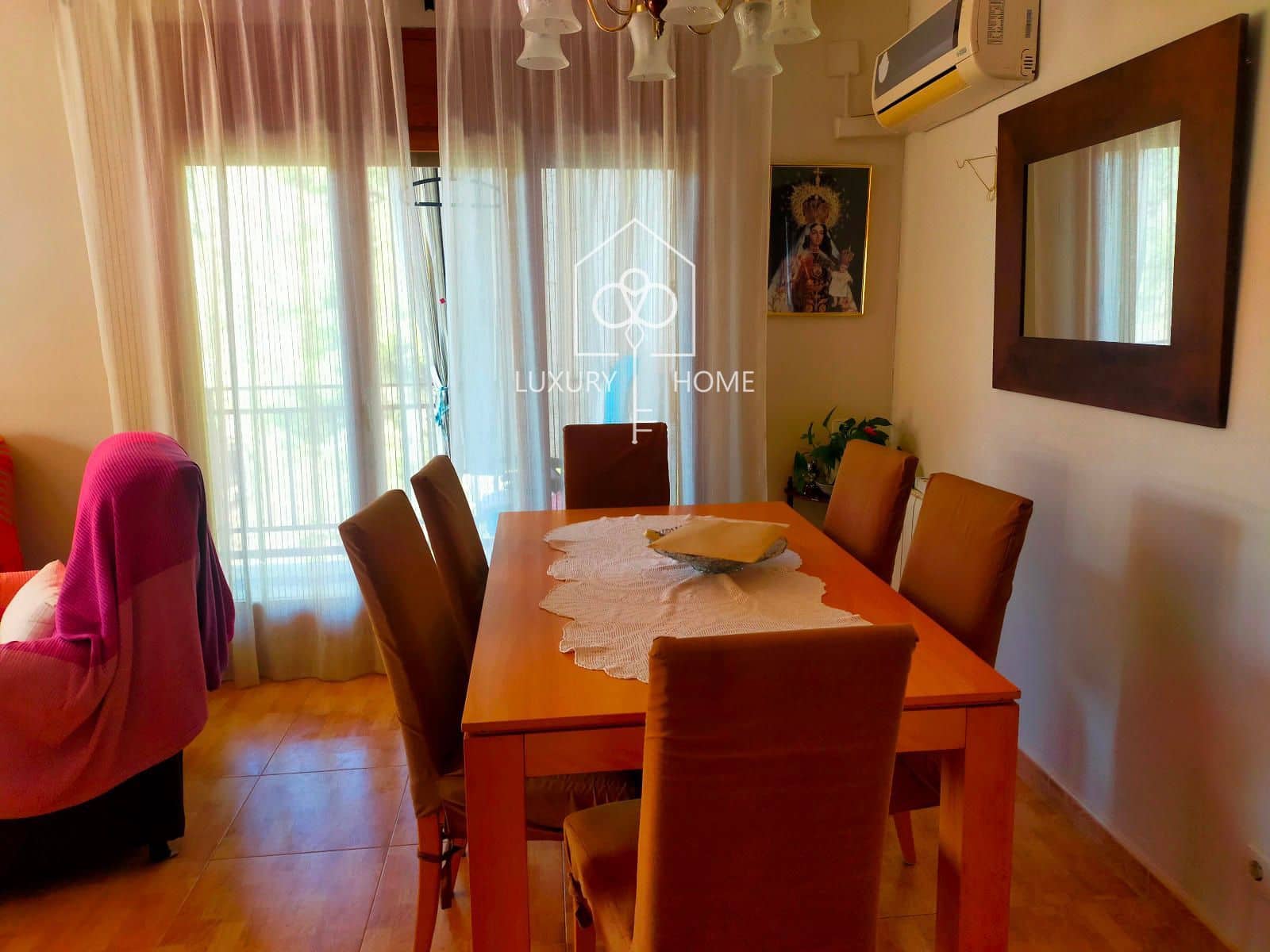 6 soverom Villa til salgs i Corbera de Llobregat med garasje - € 315 000 (Ref: 9483967)