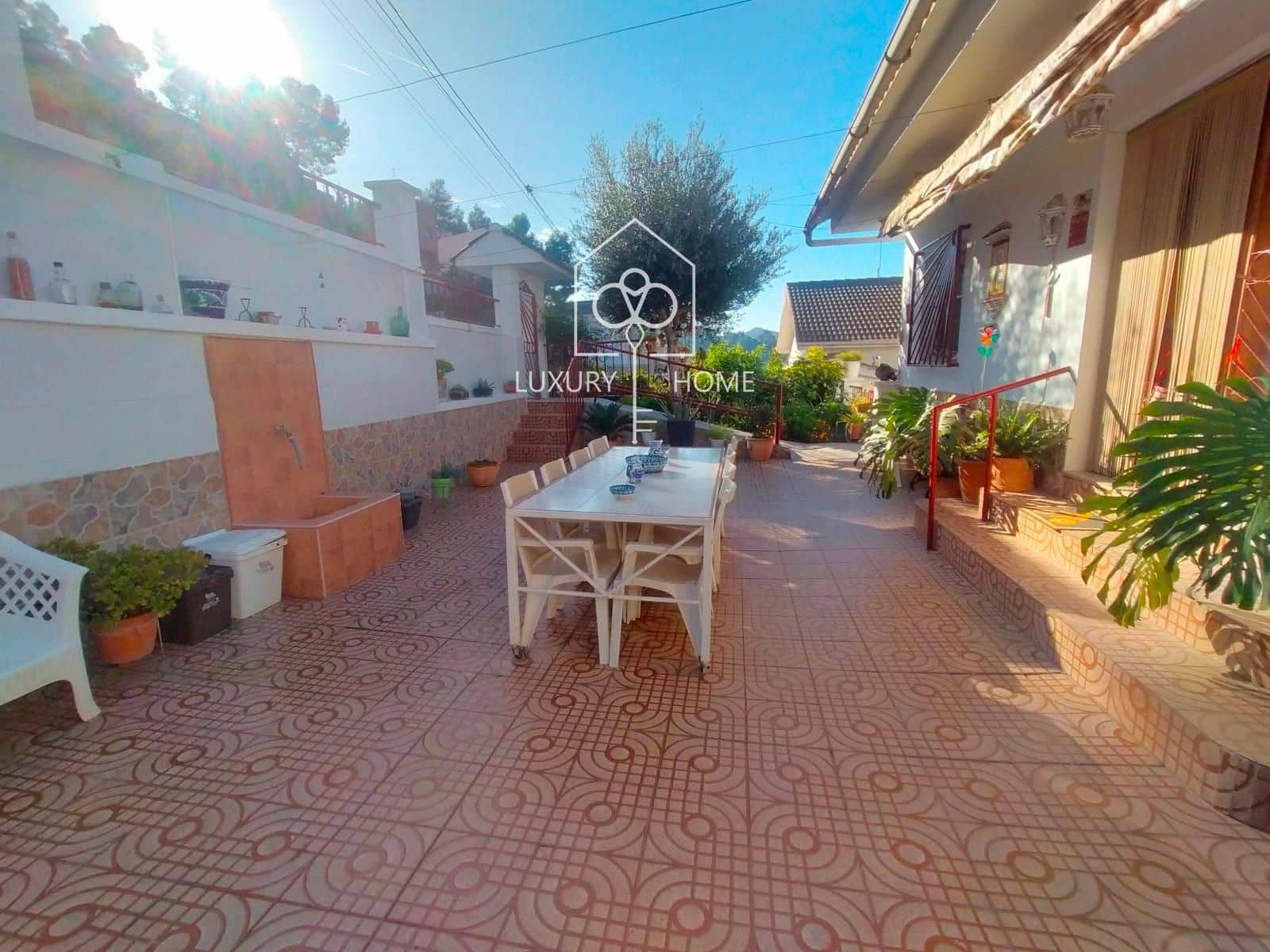 6 soverom Villa til salgs i Corbera de Llobregat med garasje - € 315 000 (Ref: 9483967)