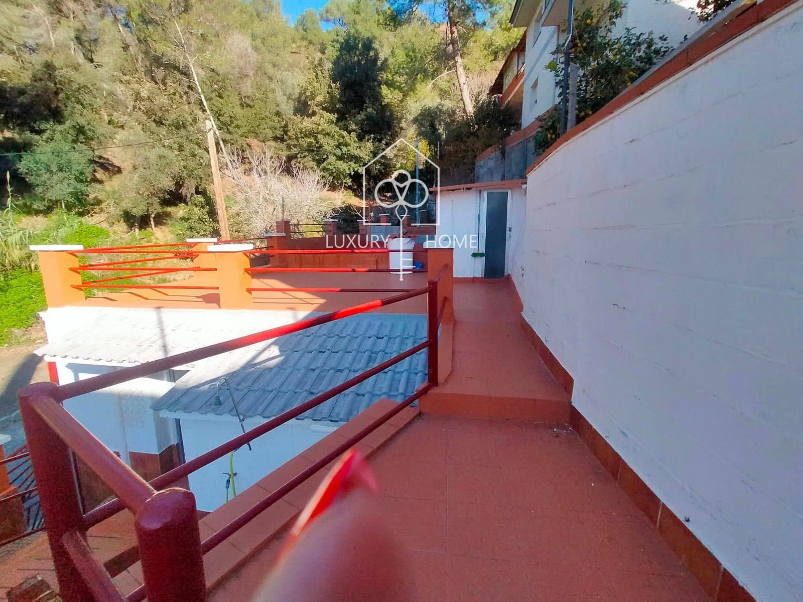 6 soverom Villa til salgs i Corbera de Llobregat med garasje - € 315 000 (Ref: 9483967)