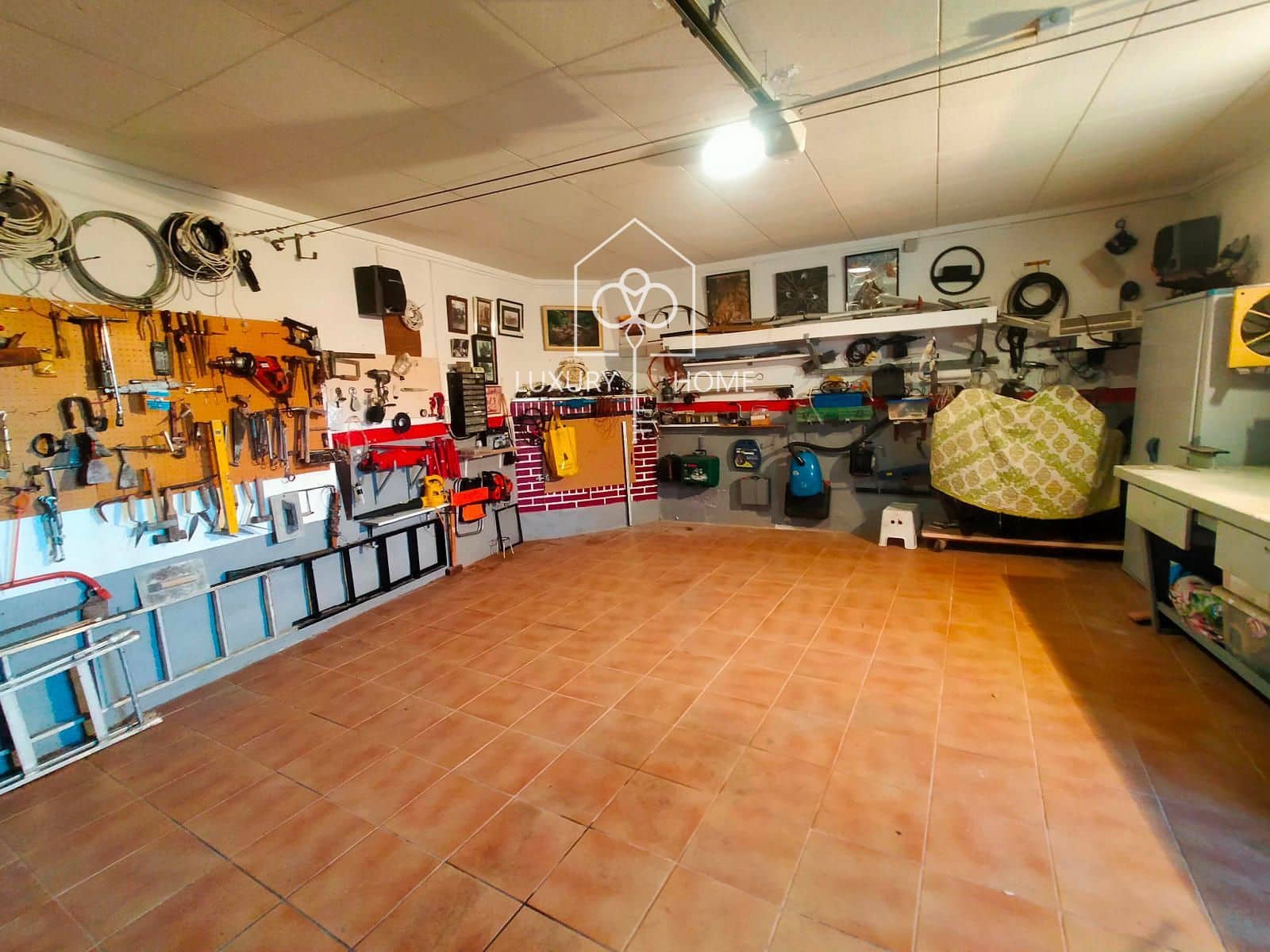 6 soverom Villa til salgs i Corbera de Llobregat med garasje - € 315 000 (Ref: 9483967)