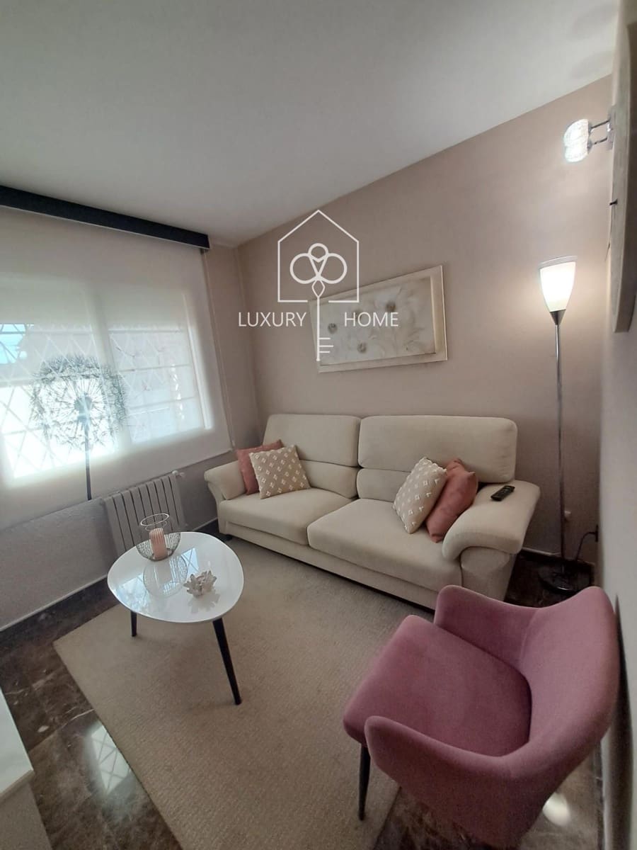 4 soveværelse Villa til salg i Viladecans med swimmingpool garage - € 990.000 (Ref: 9483968)