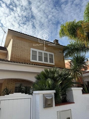 4 soveværelse Villa til salg i Viladecans med swimmingpool garage - € 990.000 (Ref: 9483968)