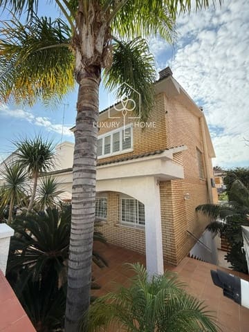 4 soveværelse Villa til salg i Viladecans med swimmingpool garage - € 990.000 (Ref: 9483968)