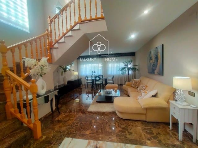 4 soveværelse Villa til salg i Viladecans med swimmingpool garage - € 990.000 (Ref: 9483968)