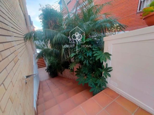 4 soveværelse Villa til salg i Viladecans med swimmingpool garage - € 990.000 (Ref: 9483968)