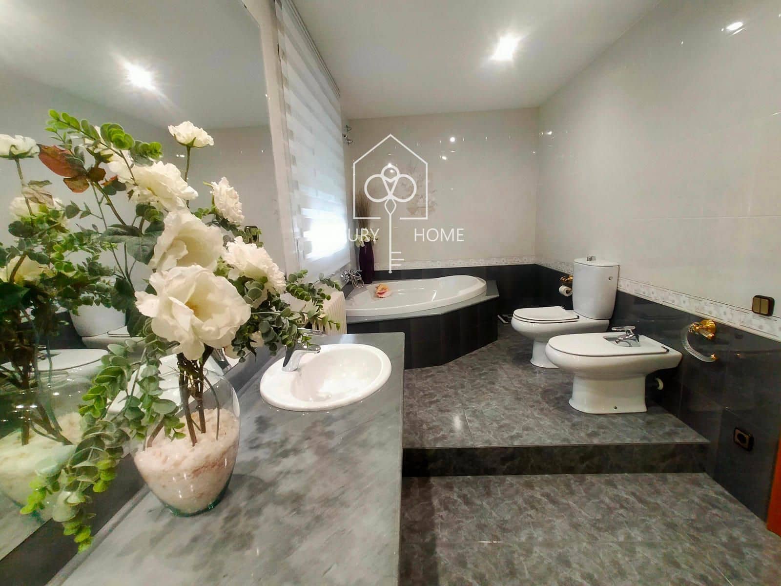 4 soveværelse Villa til salg i Viladecans med swimmingpool garage - € 990.000 (Ref: 9483968)