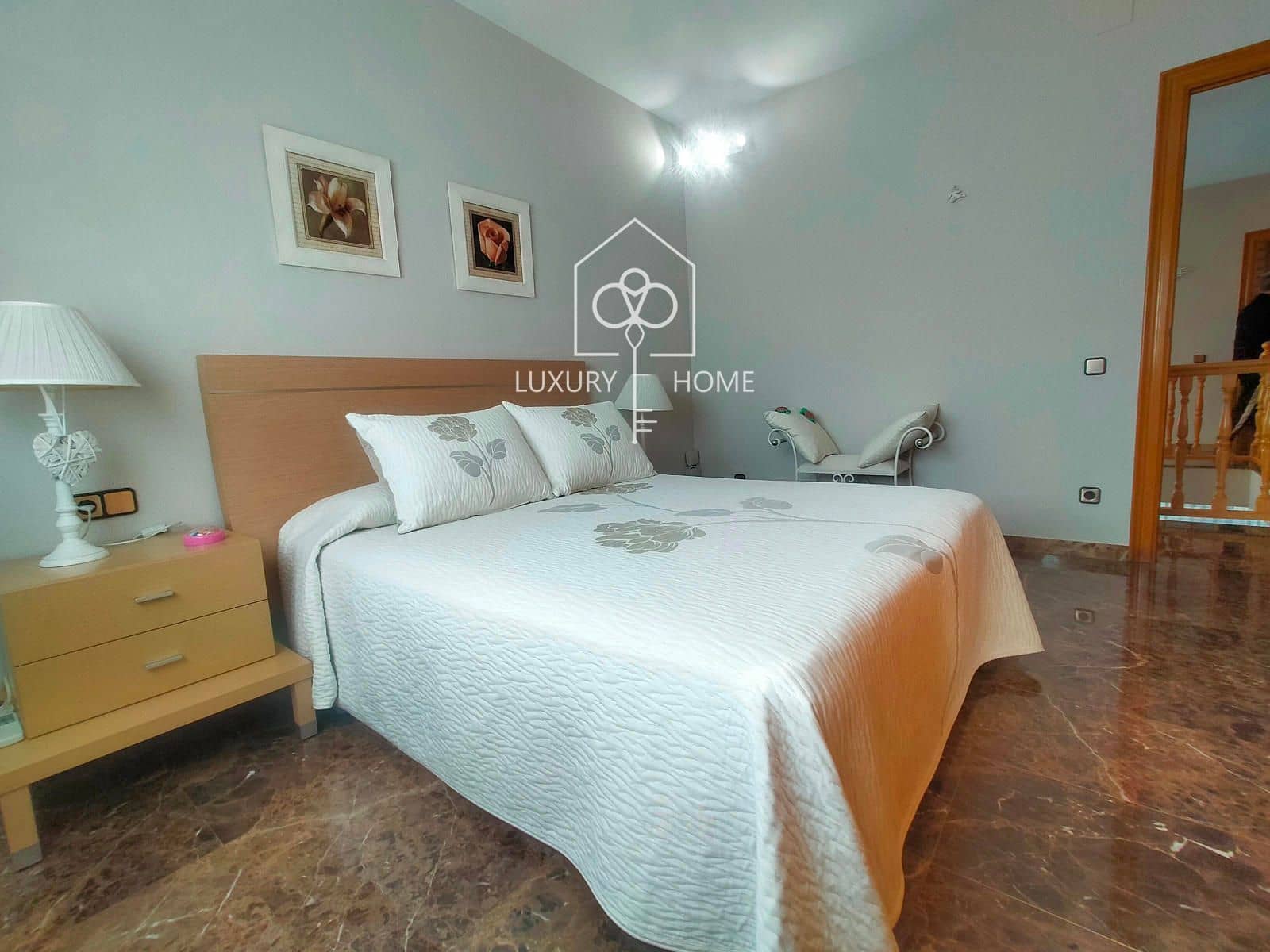 4 soveværelse Villa til salg i Viladecans med swimmingpool garage - € 990.000 (Ref: 9483968)