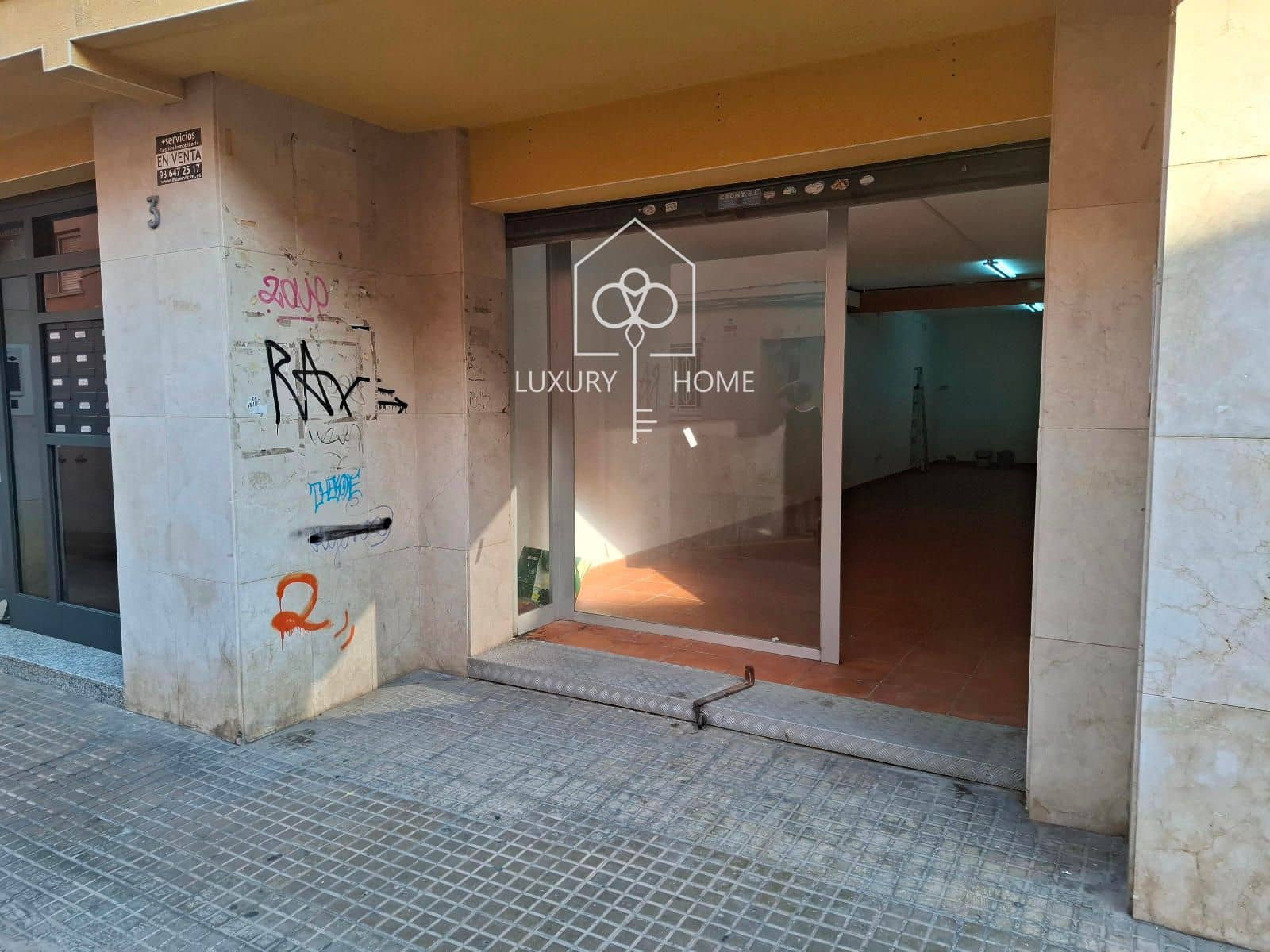 Commercial for rent in Viladecans - € 700 (Ref: 9523054)